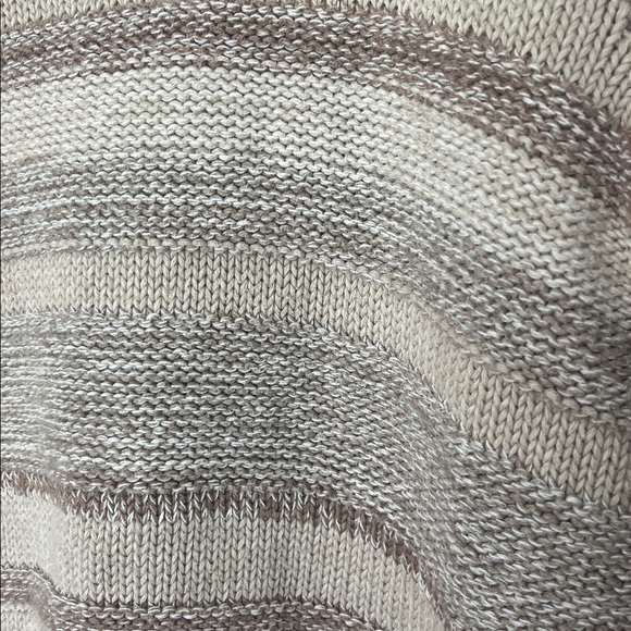 L.L. Bean Taupe Knit Sweater 100% cotton size small - Picture 2 of 10
